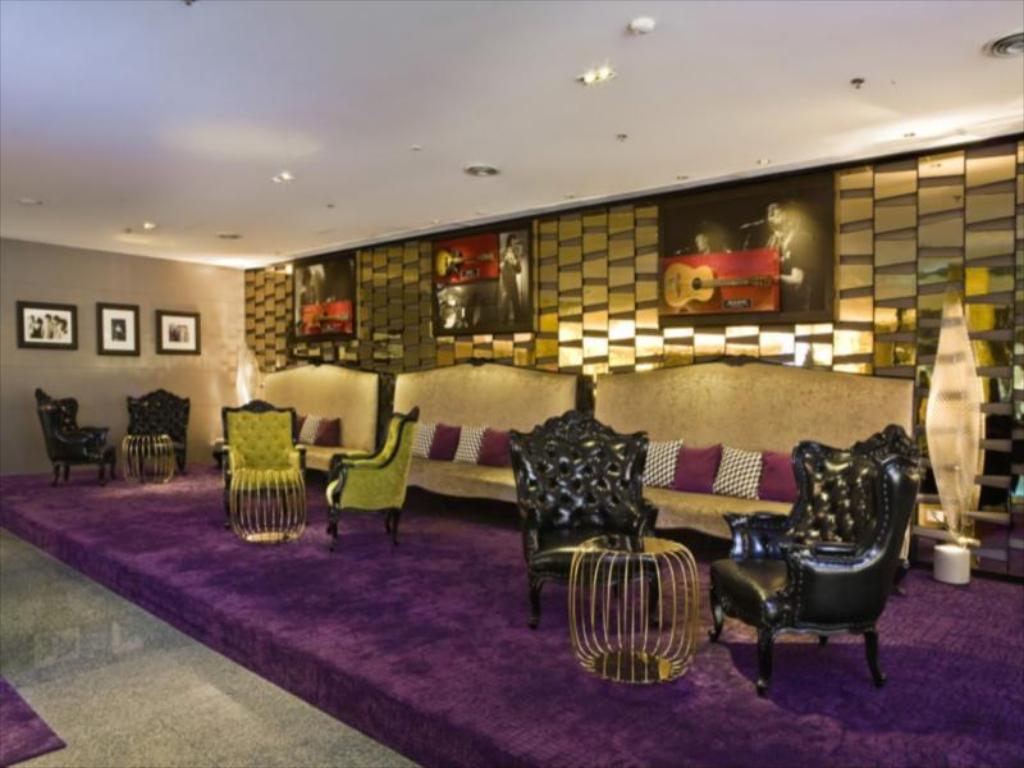 Hard Rock Hotel Pattaya - Image 2