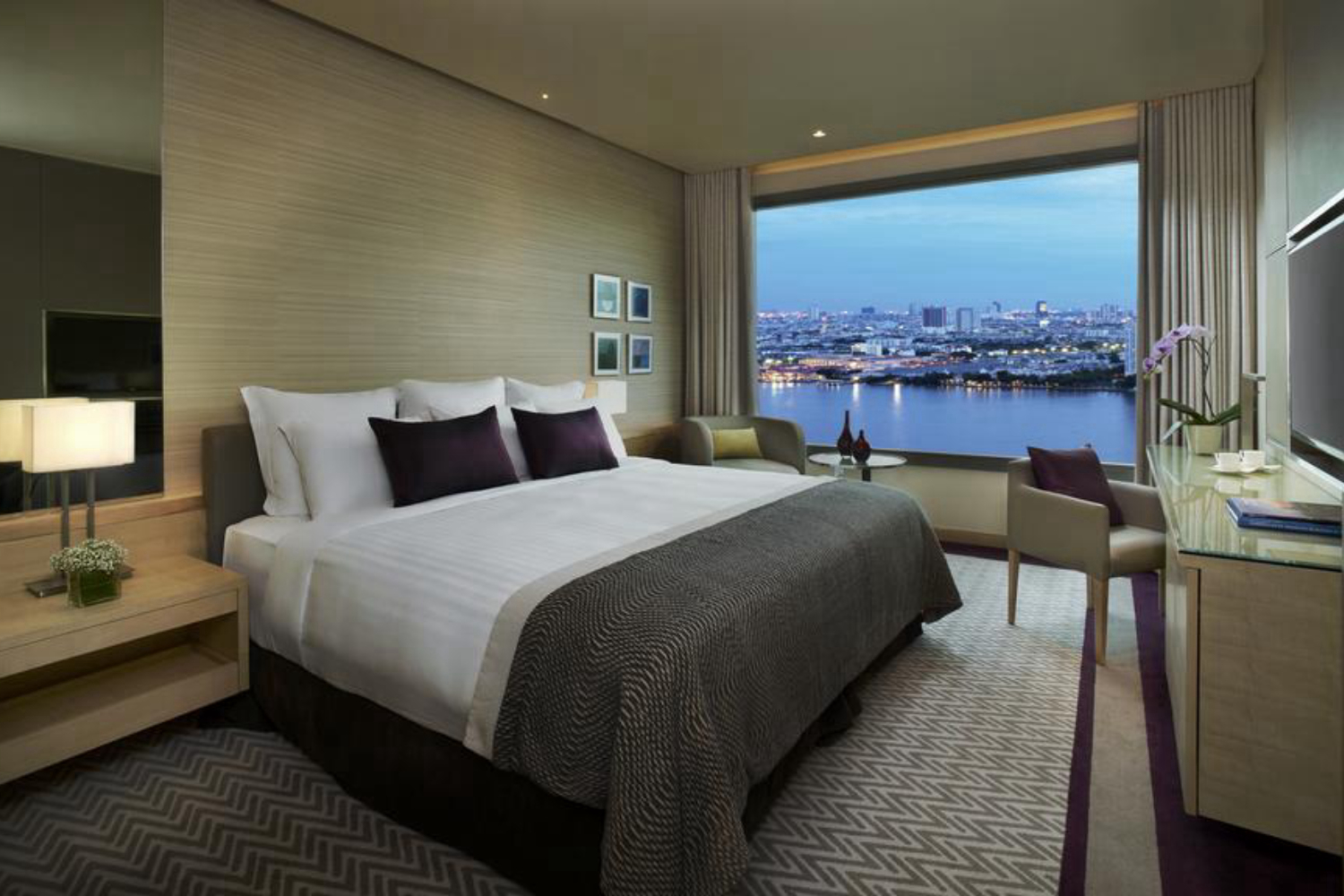Avani+ Riverside Bangkok Hotel - Image 5