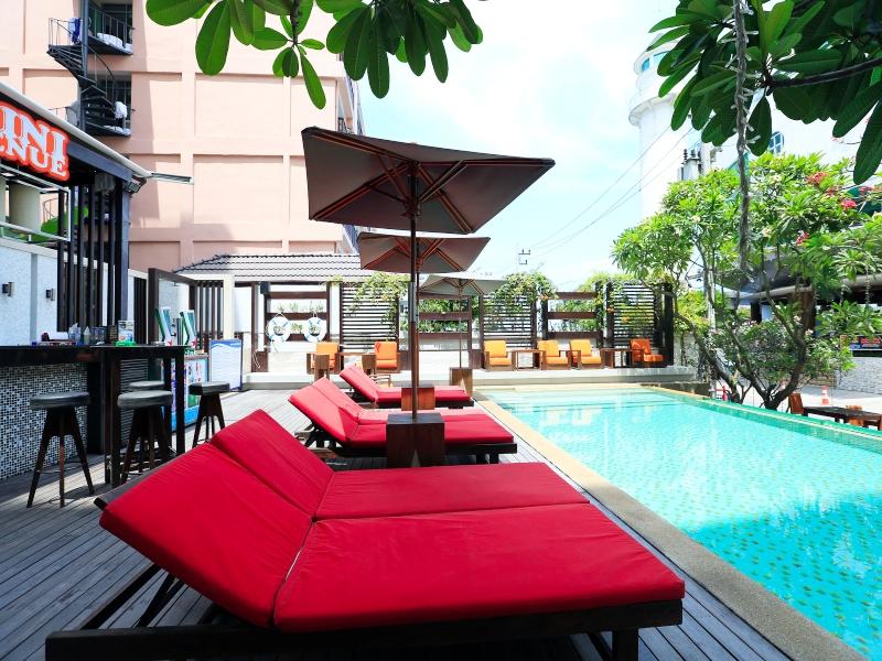 Pattaya Sea View Hotel - Image 5