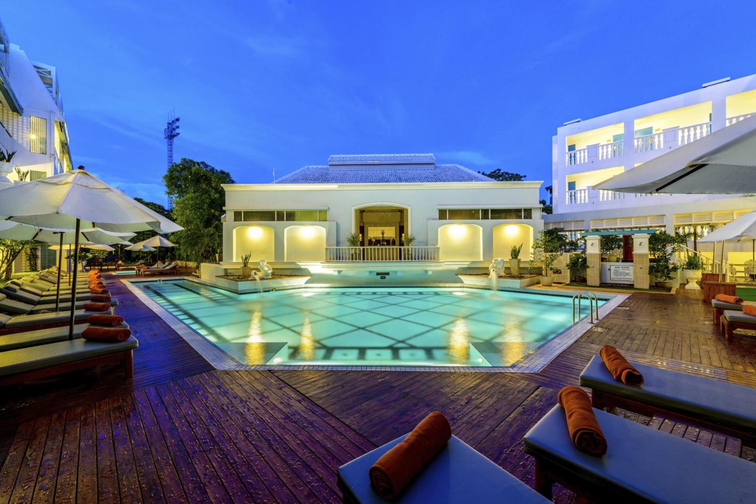 Andaman Seaview Hotel - Image 3