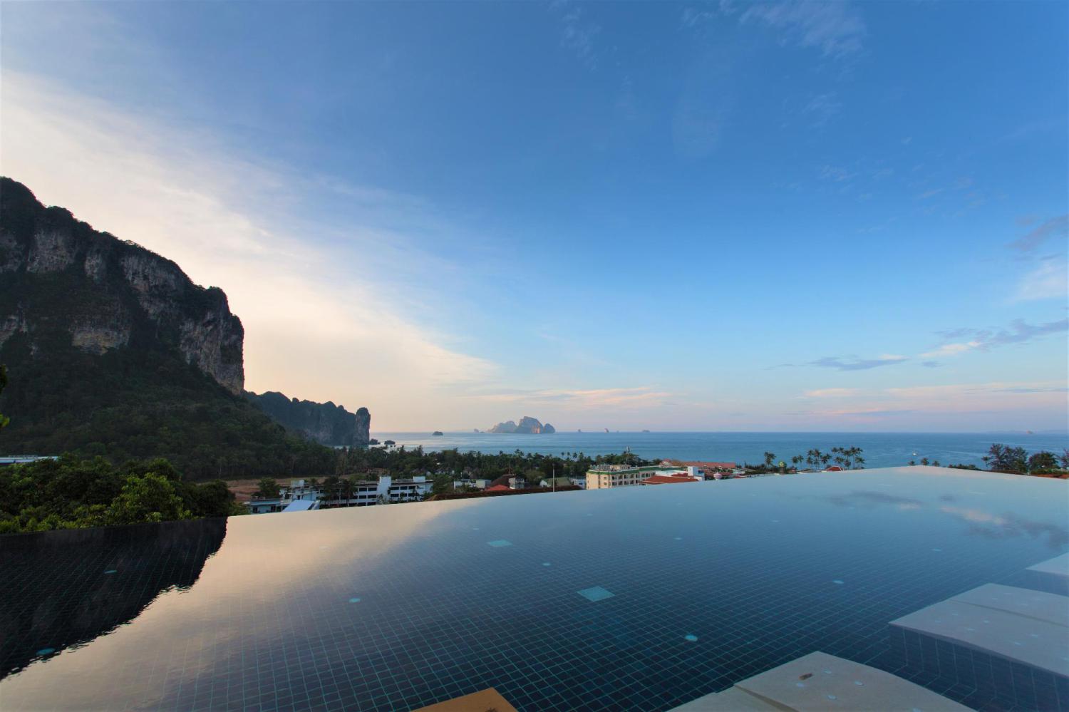 Avani Ao Nang Cliff Krabi Resort - Image 2