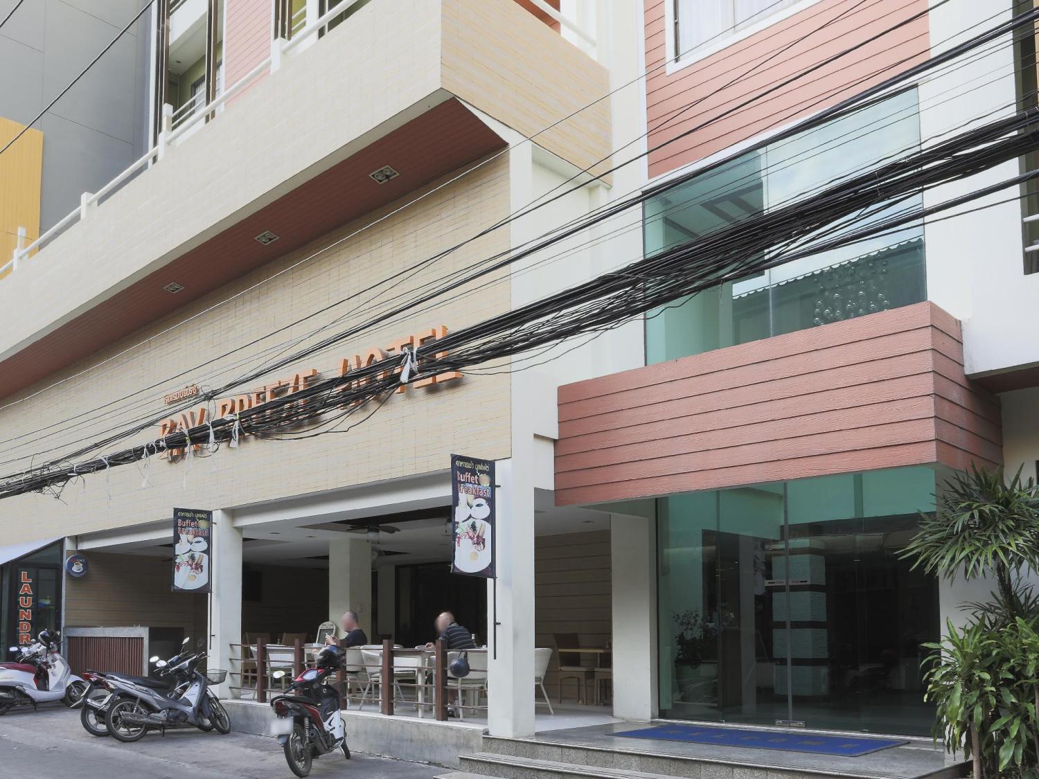 Bay Breeze Hotel Pattaya - Image 3
