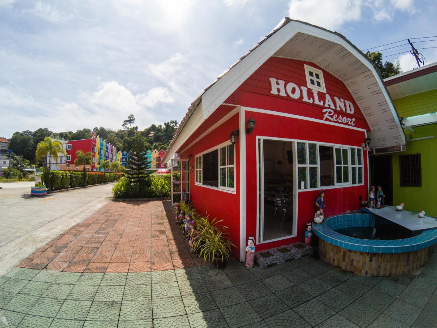 Holland Resort Phuket - Image 3