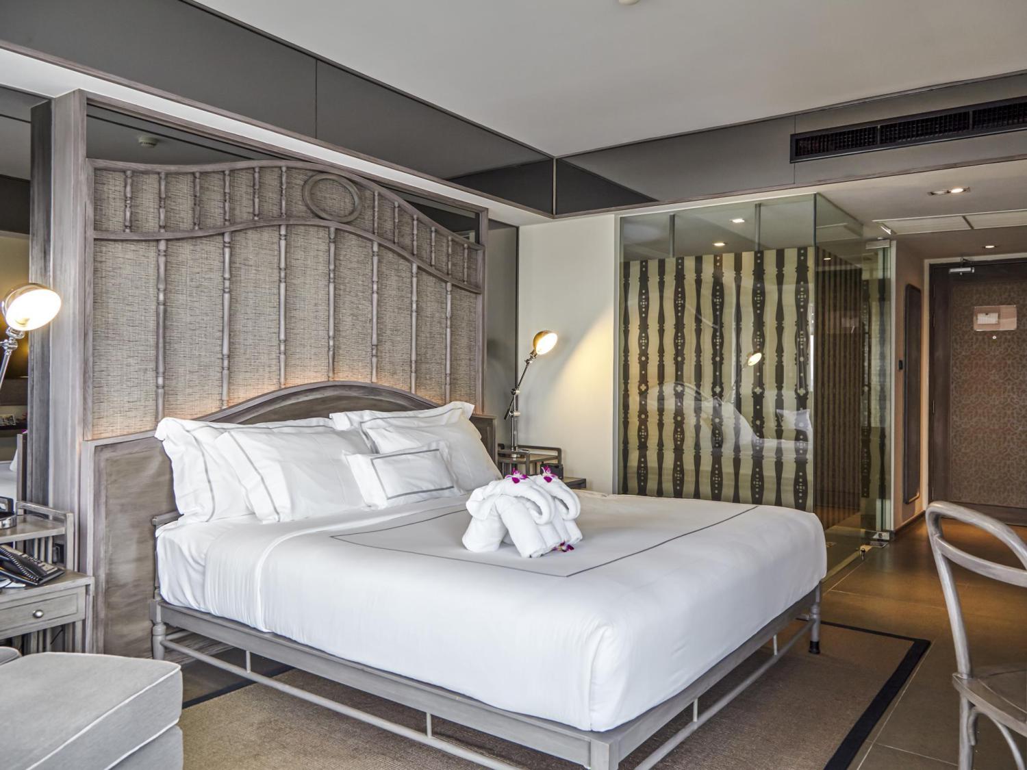 Riva Surya Bangkok Hotel - Image 4