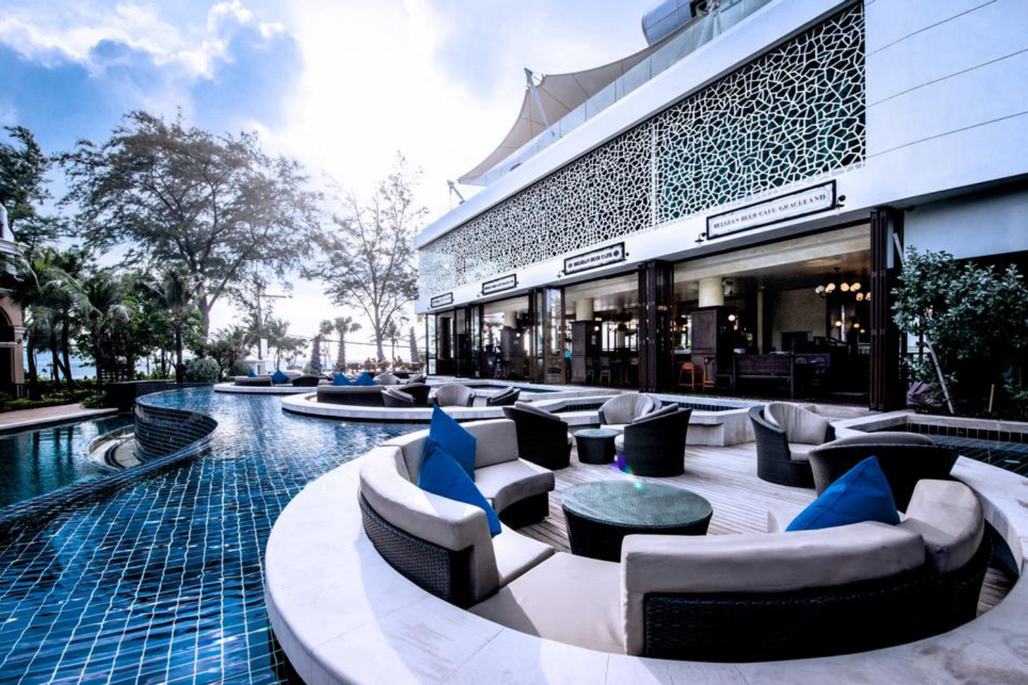 Phuket Graceland Resort & Spa - Image 1