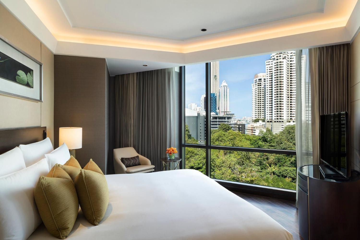 Siam Kempinski Hotel Bangkok - Image 3