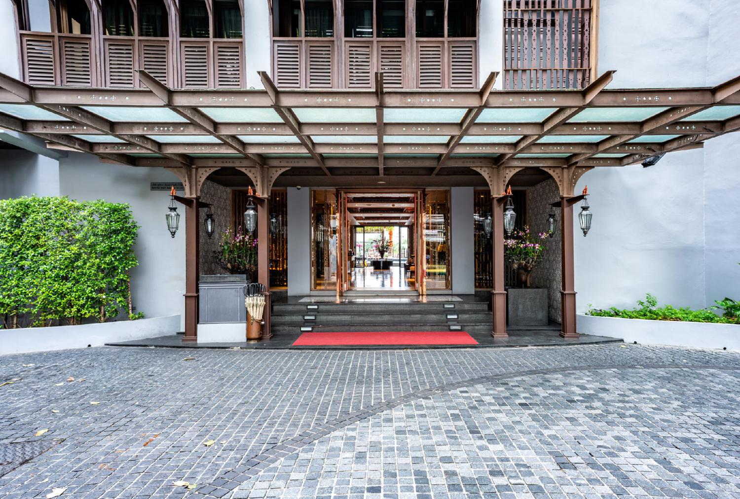 Riva Surya Bangkok Hotel - Image 5