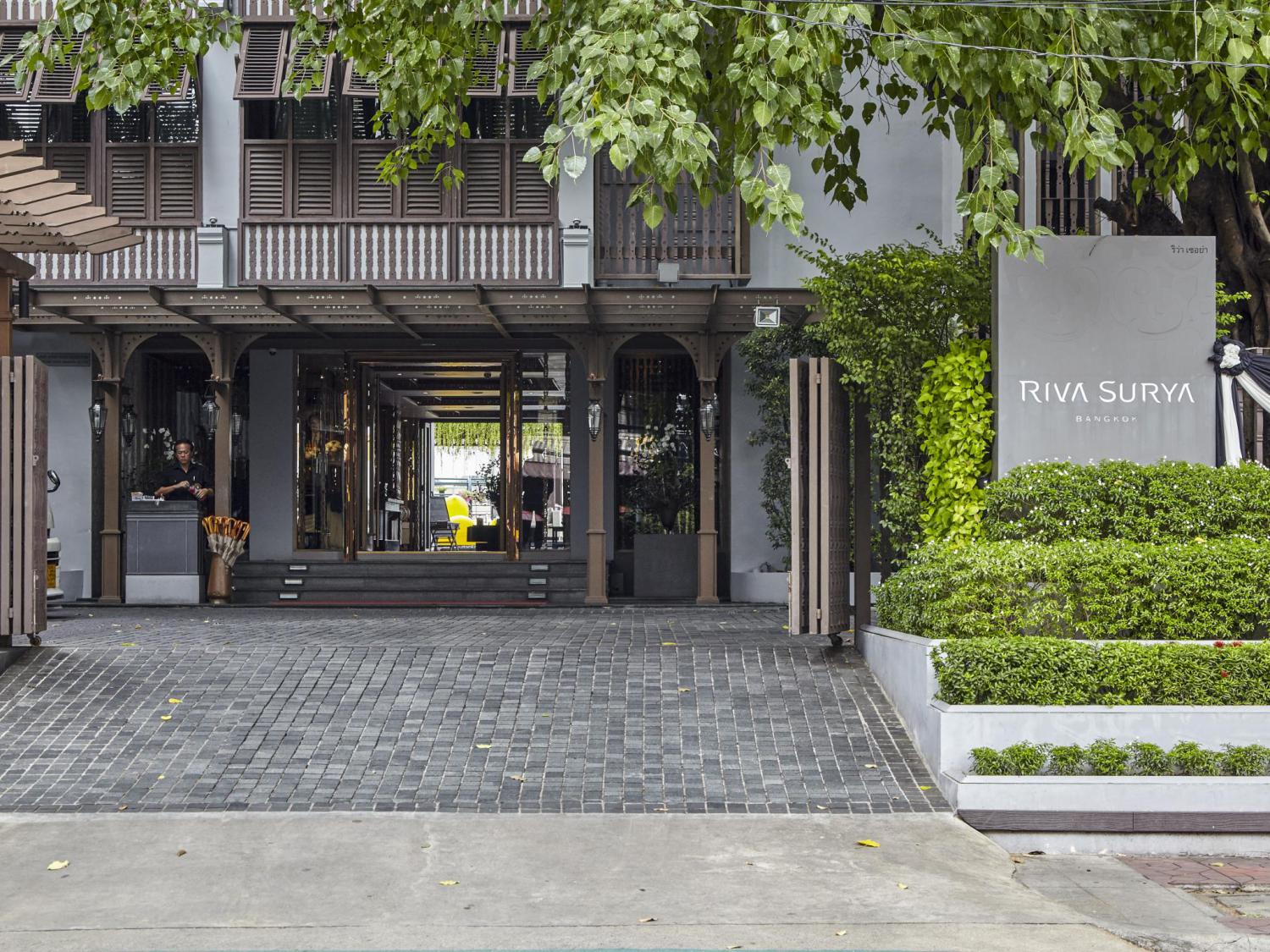 Riva Surya Bangkok Hotel - Image 0