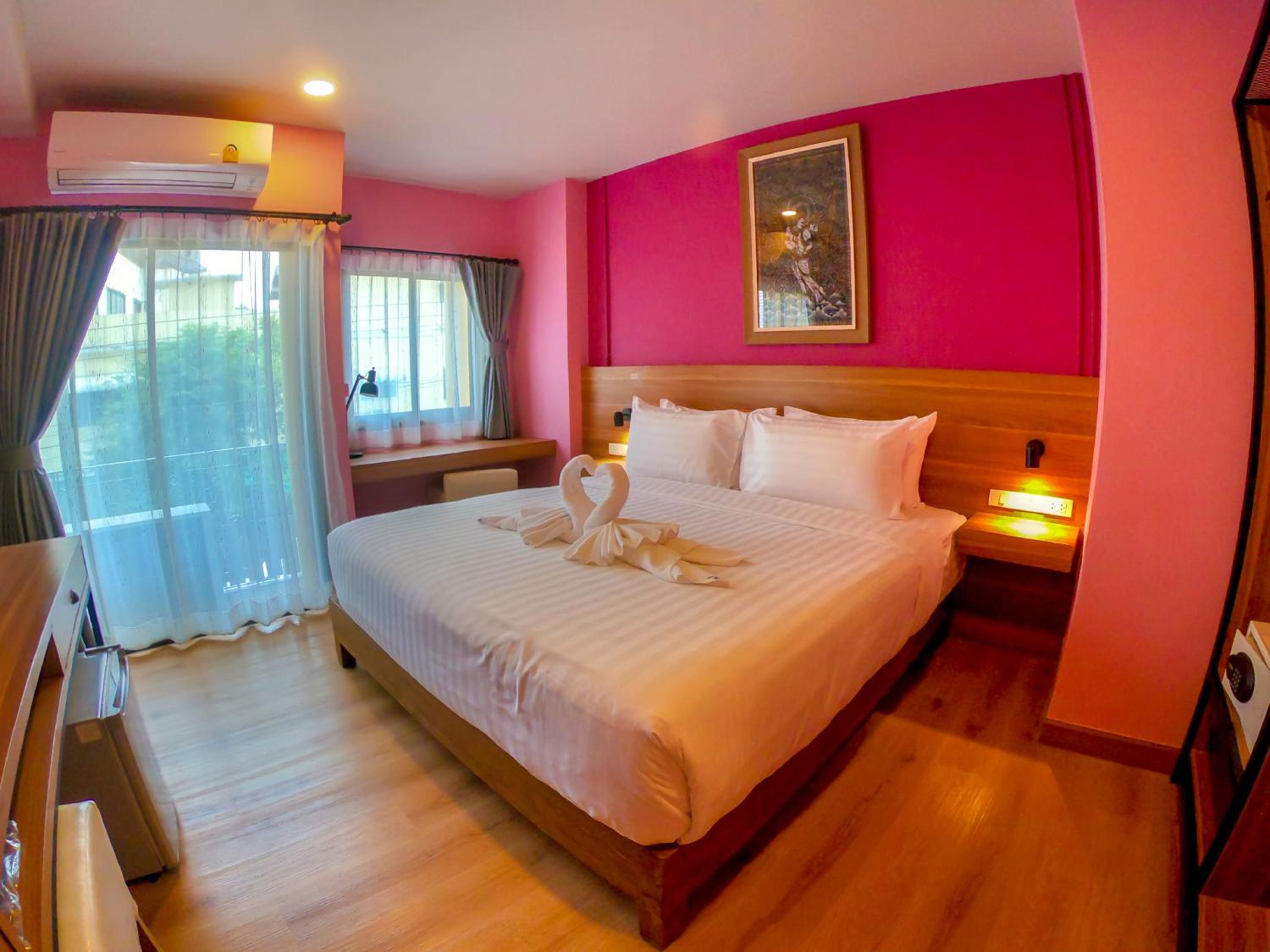 SiRi Oriental Bangkok Hotel - Image 2