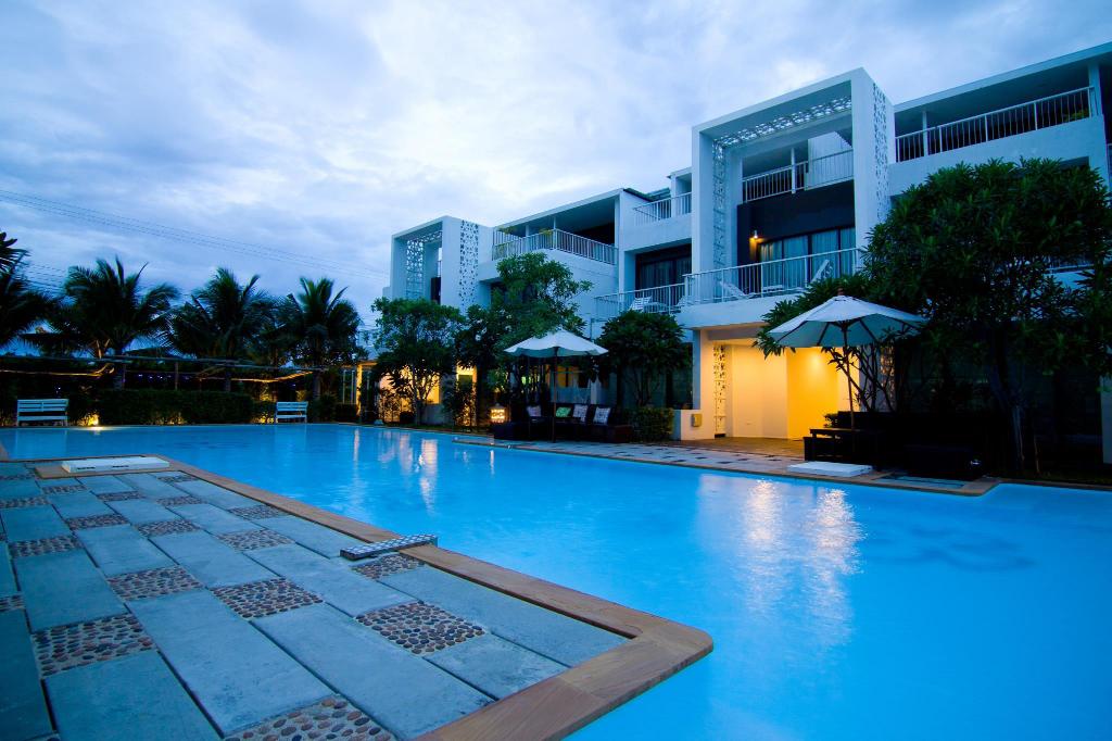 Franjipani Resort - Image 3