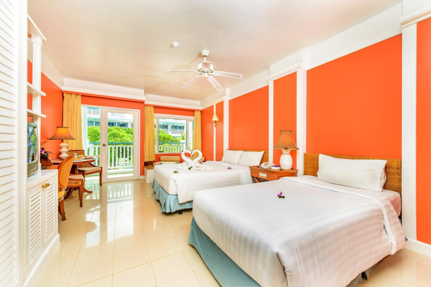 Andaman Seaview Hotel - Image 1