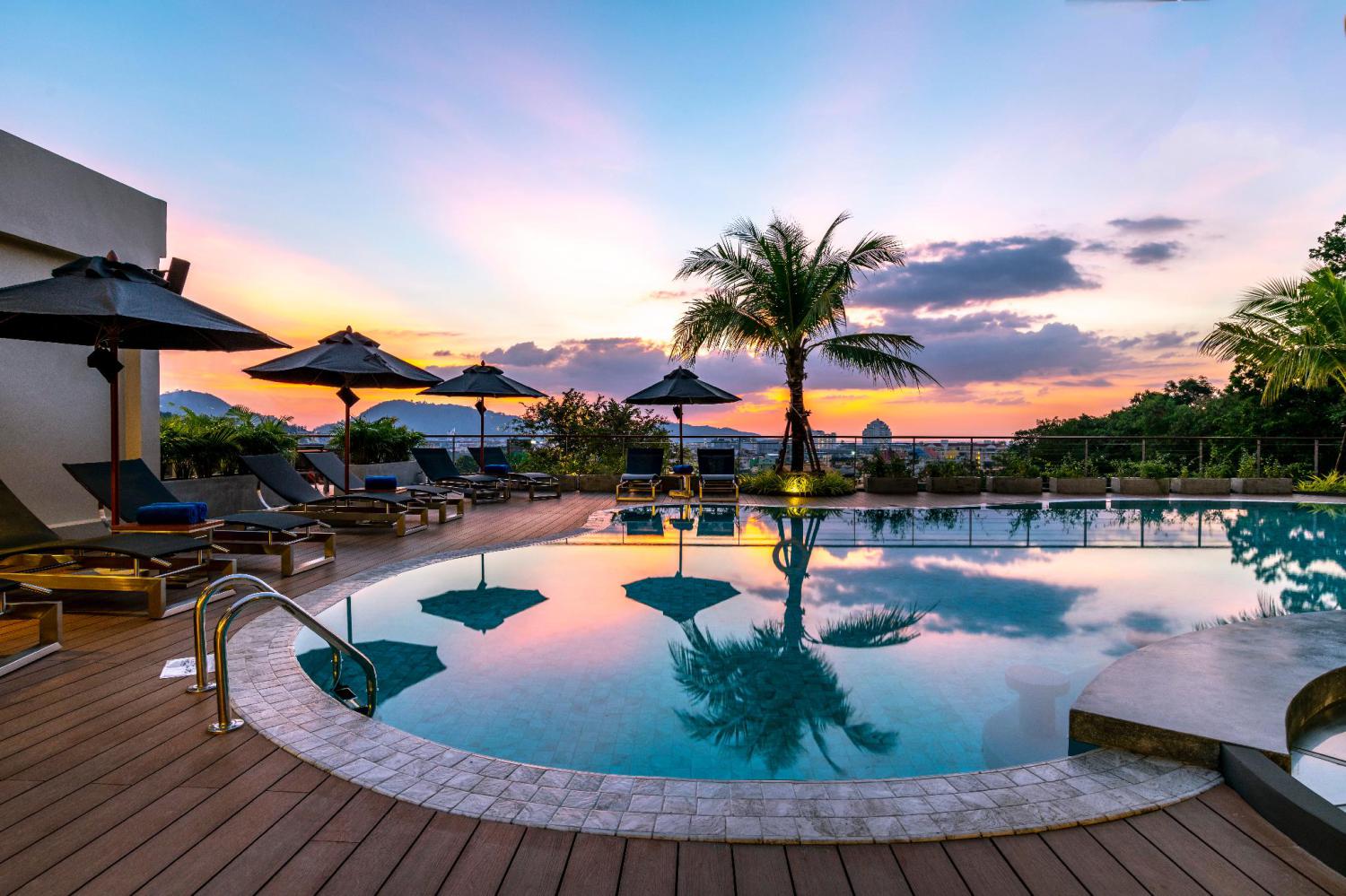 SKYVIEW Resort Phuket Patong Beach - Image 2