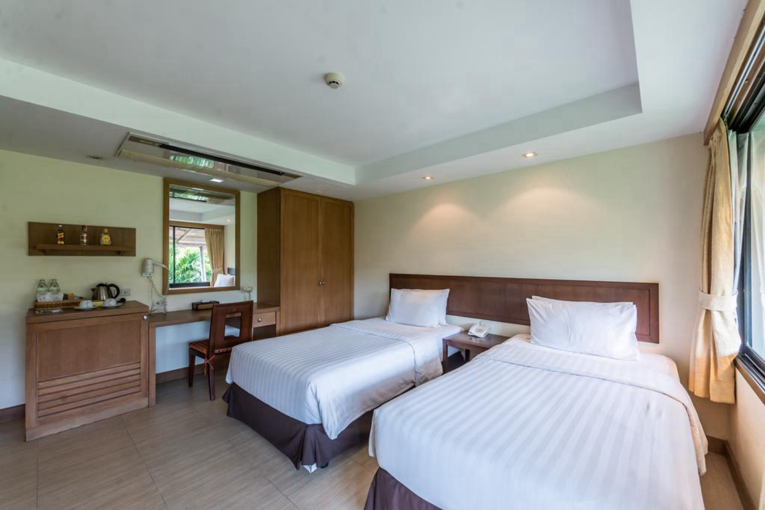 Hotel Tropicana Pattaya - Image 5