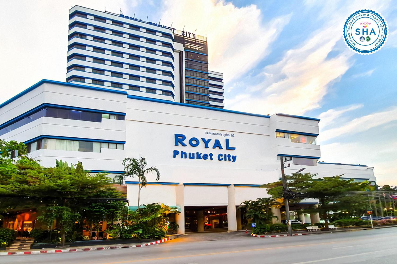 Royal Phuket City Hotel - Image 2