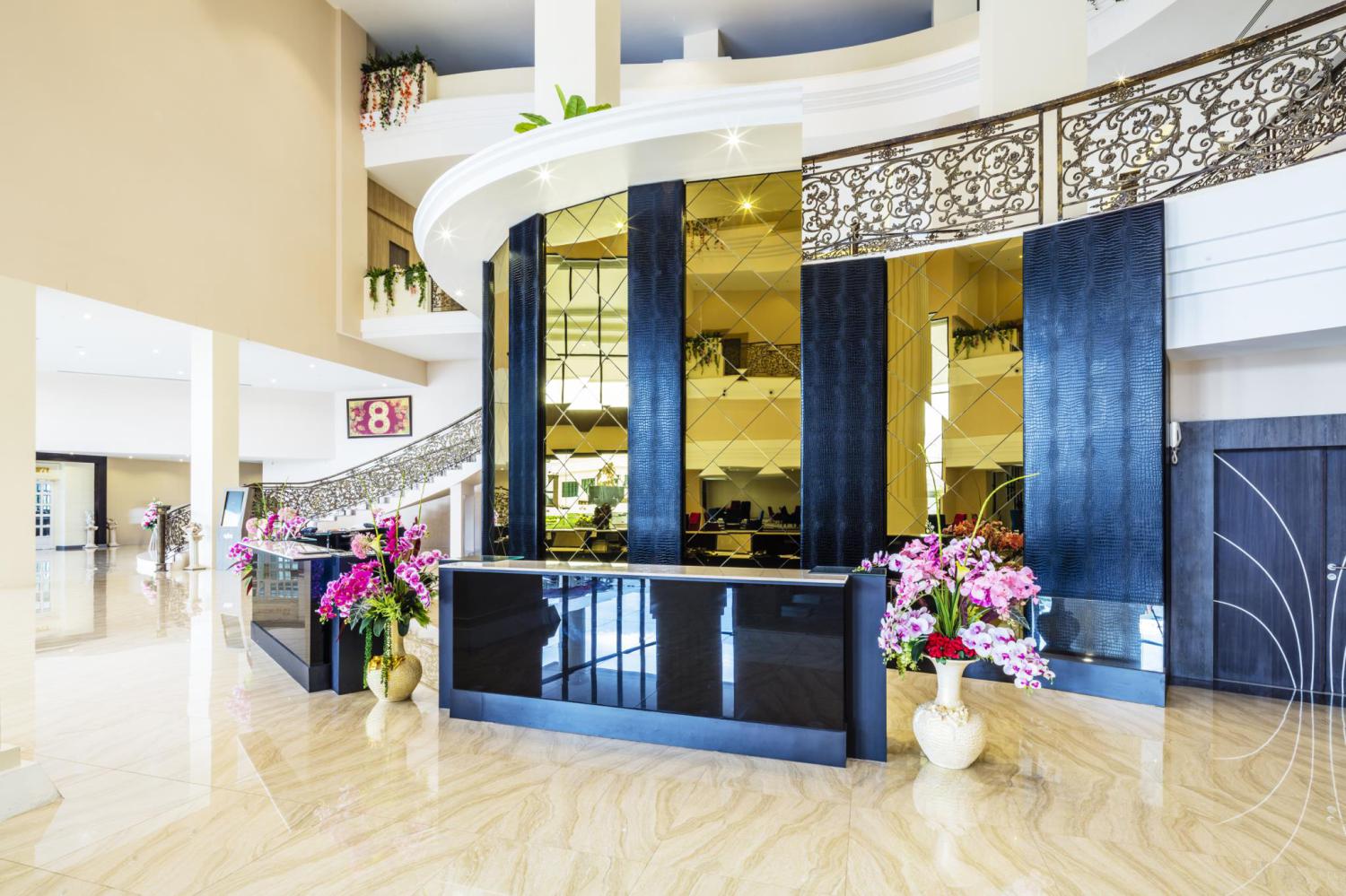 Grand Palazzo Hotel Pattaya - Image 3