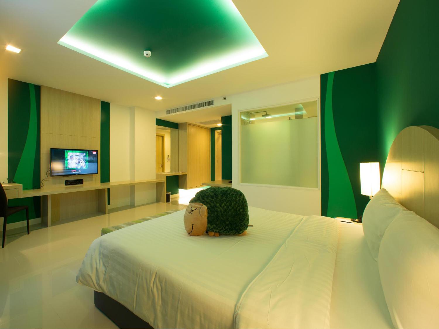 SLEEP WITH ME HOTEL design hotel @ patong - Image 4