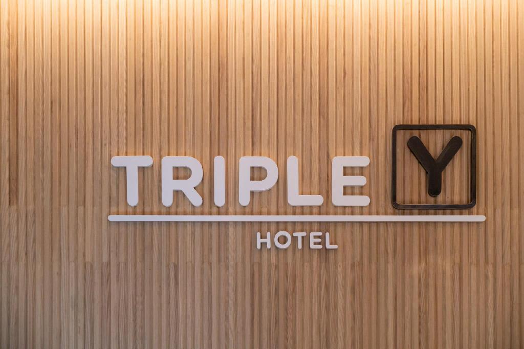 Triple Y Hotel - Image 4