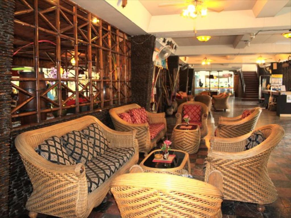 Basaya Beach Hotel & Resort - Image 2